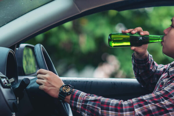 Conducir bajo los efectos del alcohol